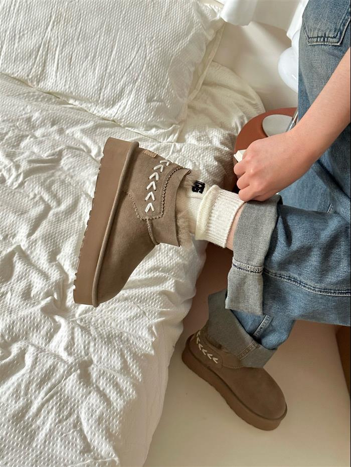 20251128165952581 240